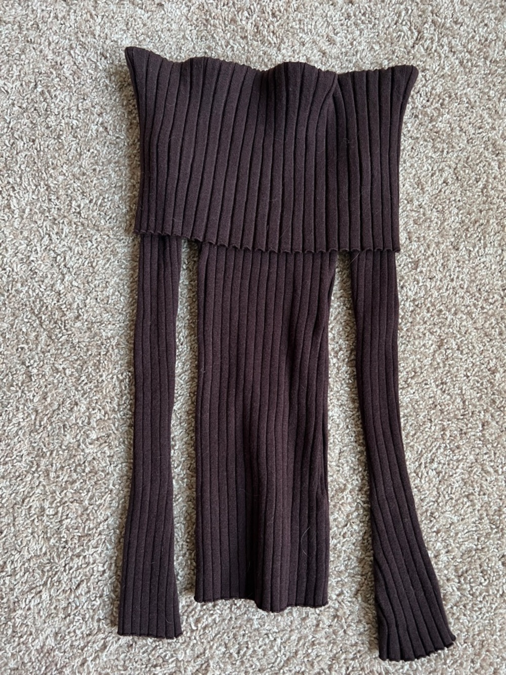 Petal & Pup Off-Shoulder Ribbed Knit Top in Deep Brown